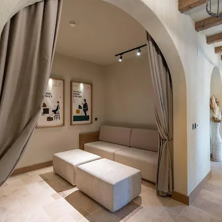 Calliope, Epic Elegance Retreat *