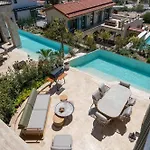 Calliope, Epic Elegance Retreat קס