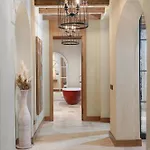 וילה Calliope, Epic Elegance Retreat *